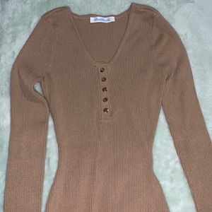 Baddieville light brown size small